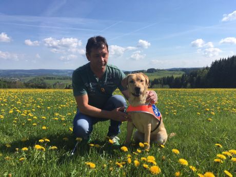 Bild von Gunter Schramm und Führhund Nelly